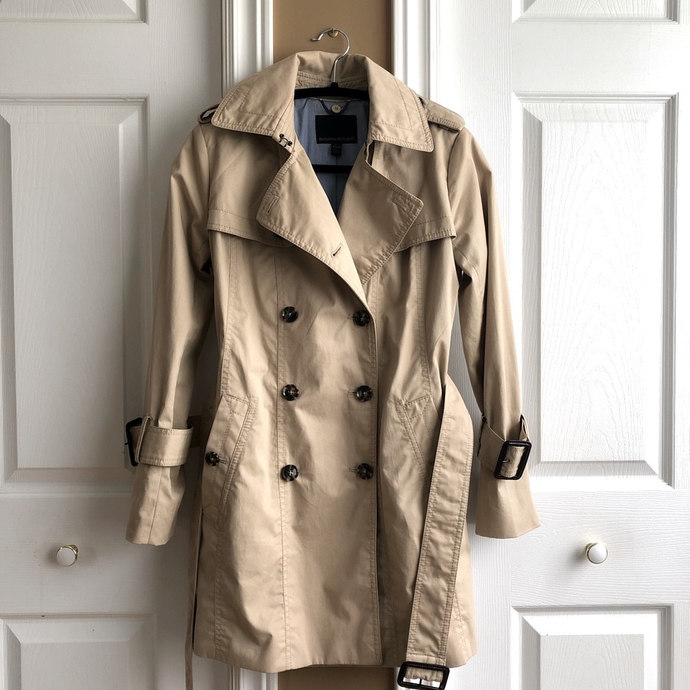 *SOLD* BANANA REPUBLIC Water-Resistant Short Trench Coat - Picture 3 of 11